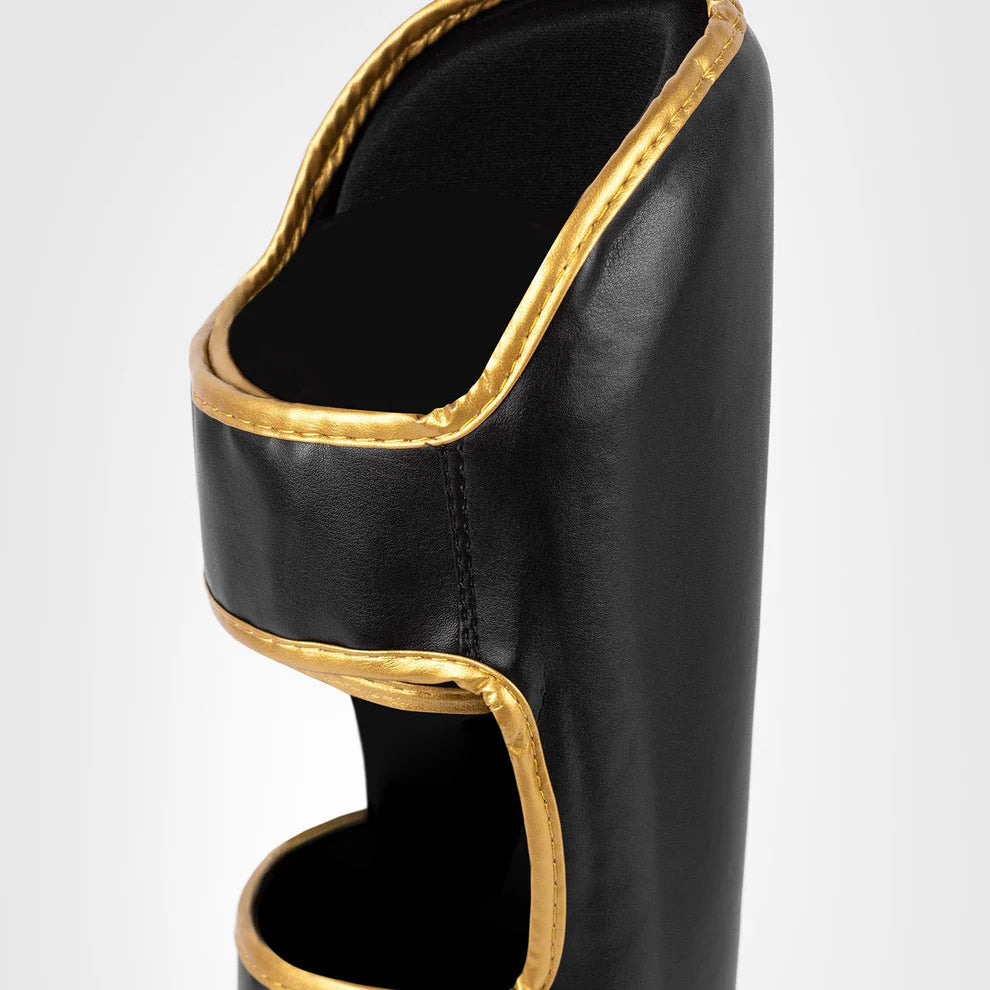 VENUM CHALLENGER Canilleras para muay thai, kickboxing y mma