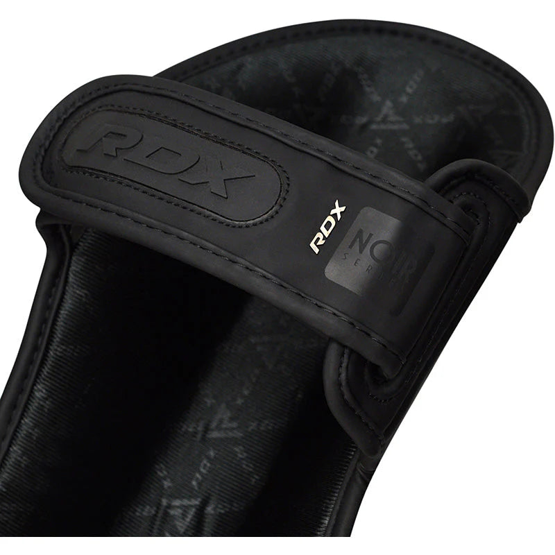 RDX T15 MATTE canilleras para muay thai y kickboxing