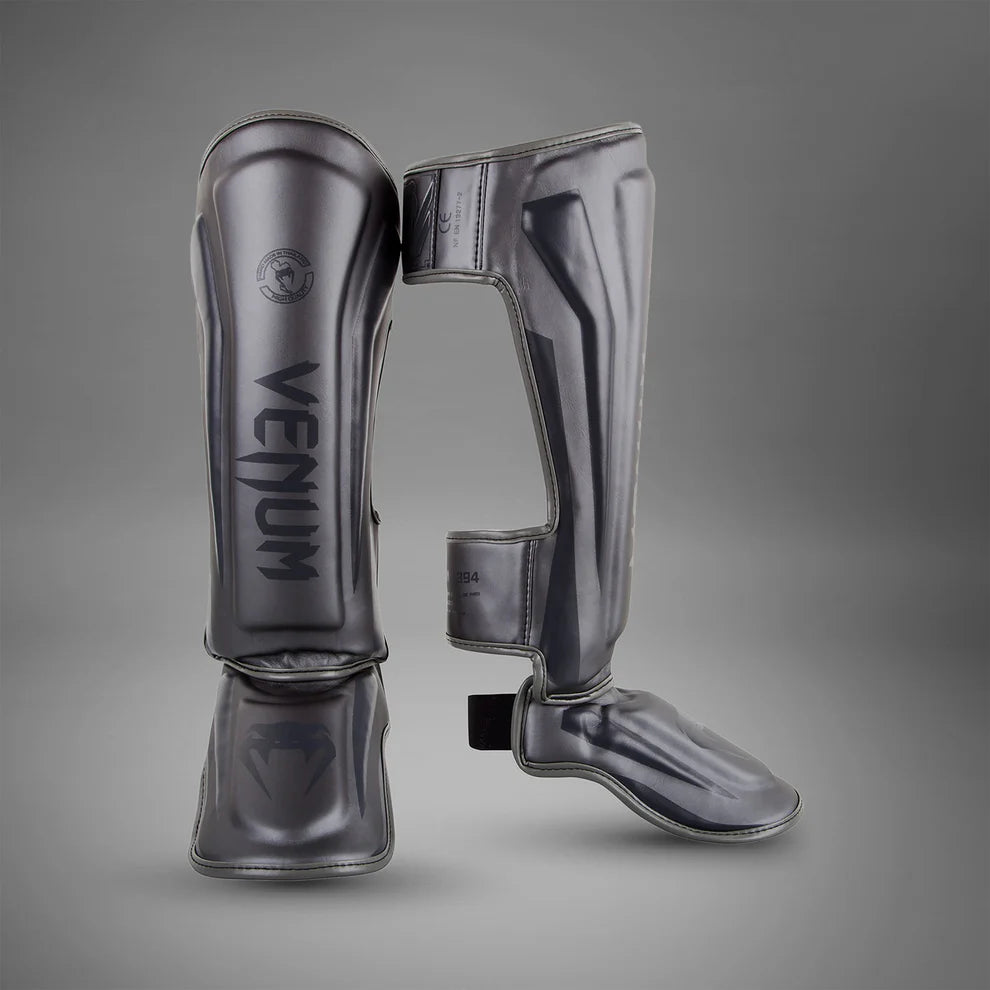 VENUM ELITE canilleras para muay thai y kickboxing