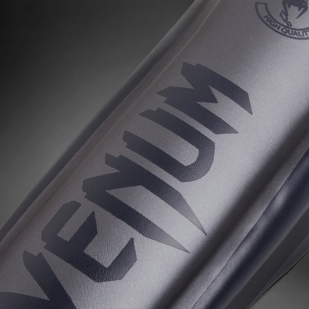 VENUM ELITE canilleras para muay thai y kickboxing