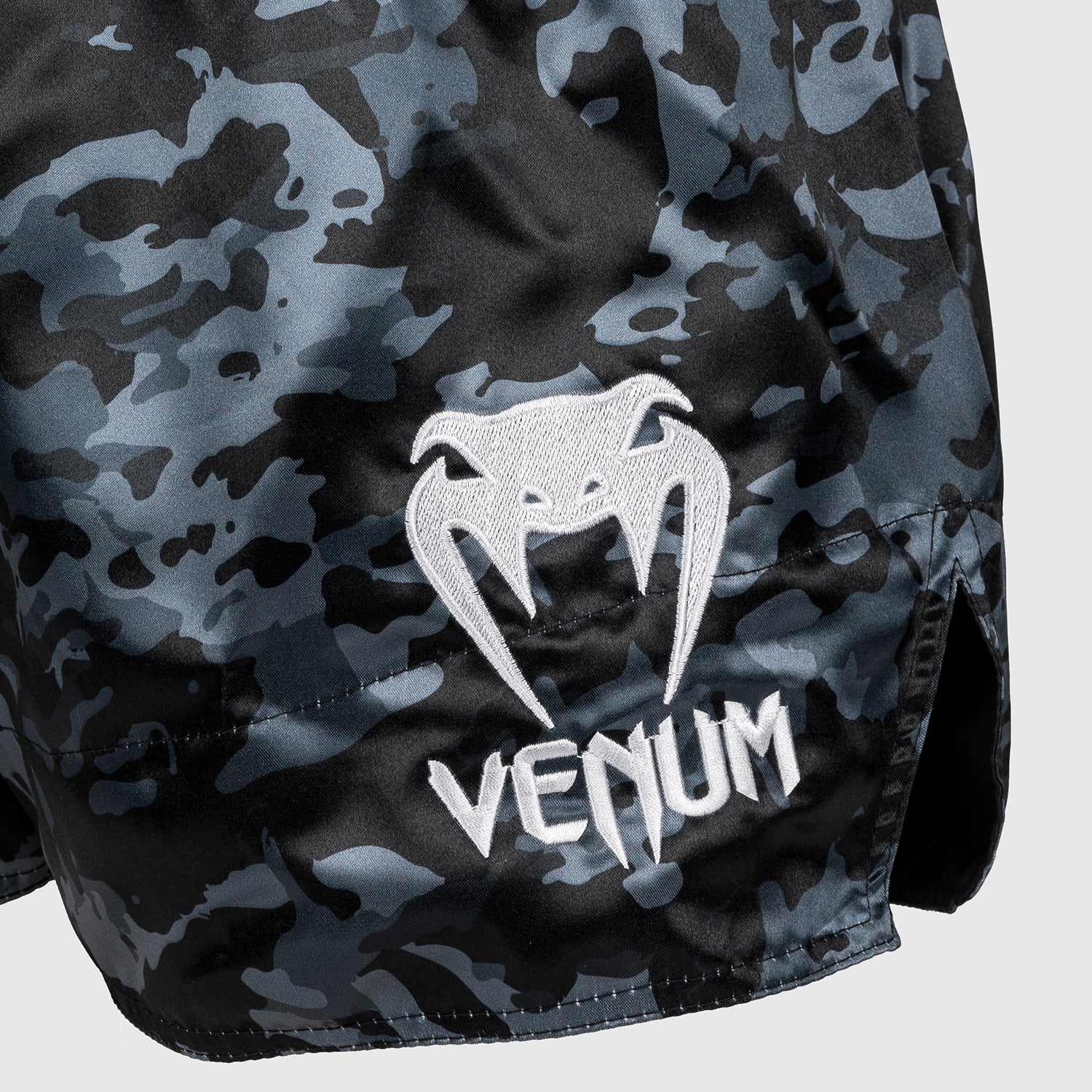 MUAY THAI SHORT VENUM CLASSIC