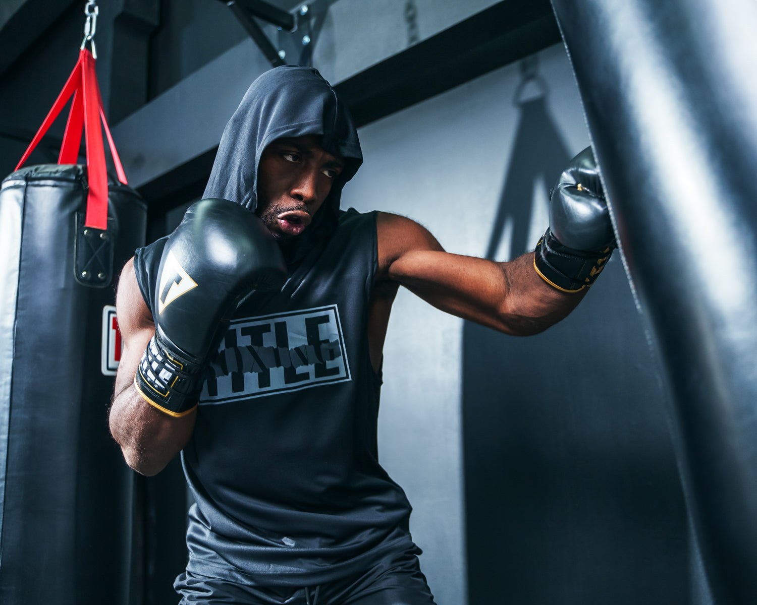TITLE QUATRO CUERO CORDONES Guantes de boxeo