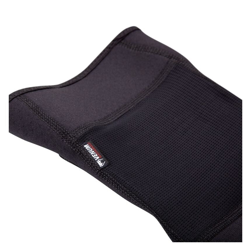 VENUM KONTACT EVO Rodilleras