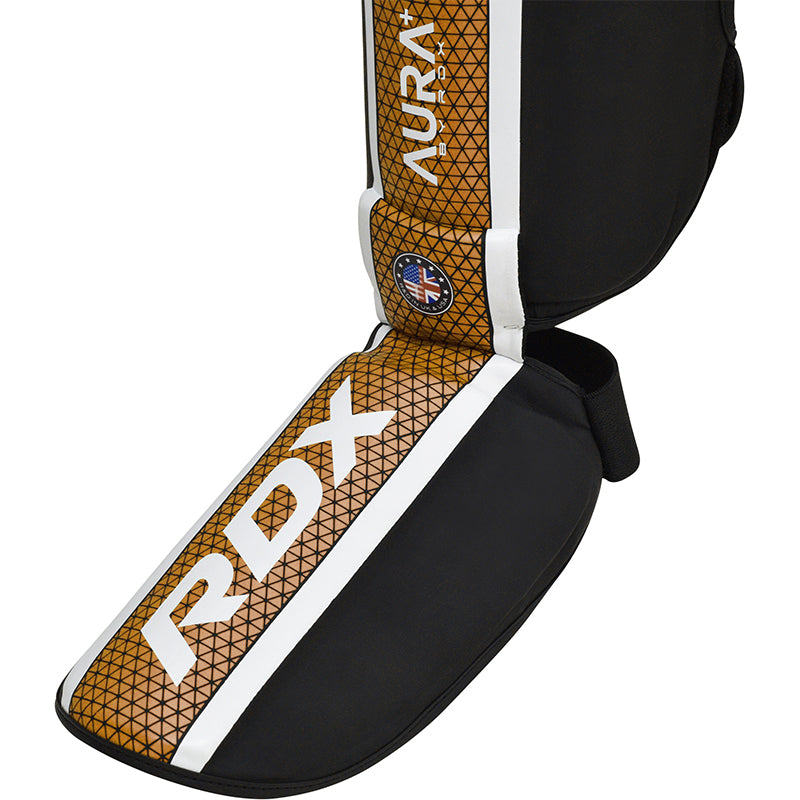 RDX AURA PLUS T17 Canilleras Para MuayThai y KickBoxing
